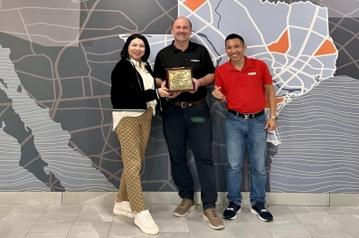 CHUYẾN THĂM & LÀM VIỆC TẠI NHÀ MÁY VERSALIFT – MỸ